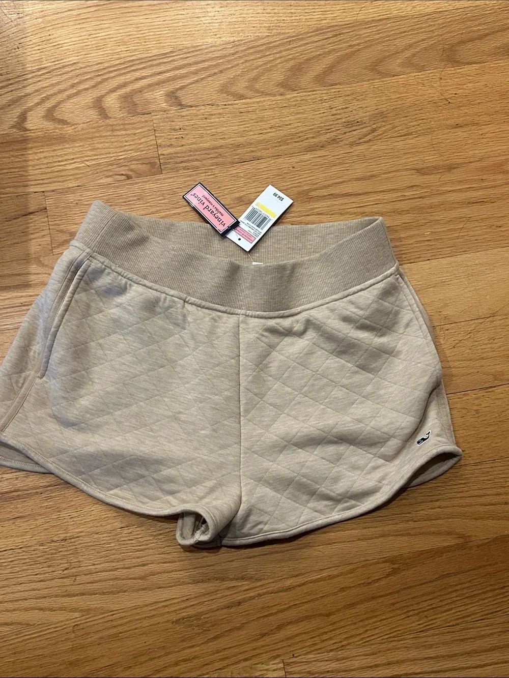 Vineyard Vines Medium Quilted Soft Beige Shorts